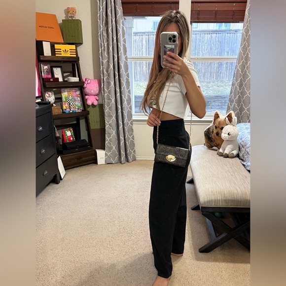 Louis Vuitton Etoile GM Quilted Monogram Wallet - Picture 3 of 14